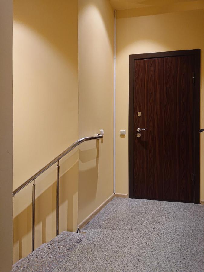 Riga City Center Quiet Apartment With Free Private Parking المظهر الخارجي الصورة