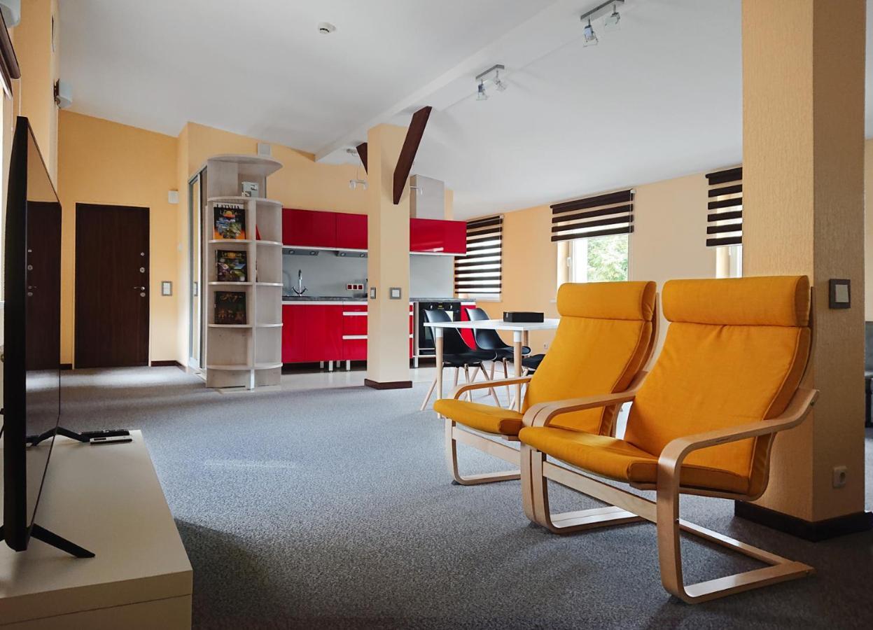 Riga City Center Quiet Apartment With Free Private Parking المظهر الخارجي الصورة